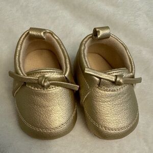 Gold Metallic Moccasin crib shoes Cat & Jack baby